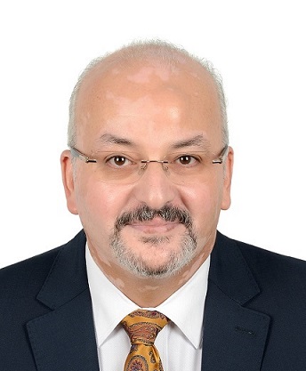 الدكتور محمد حجازي استشاري تشريعات التحول الرقمي والابتكار