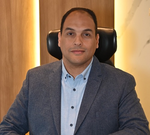 الدكتور أحمد الطنطاوى الرئيس التنفيذي لشركة ريبورتاج مصر