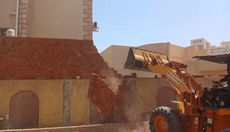 تنفيذ حملات إزالة مخالفات في عدد من المدن الجديدة