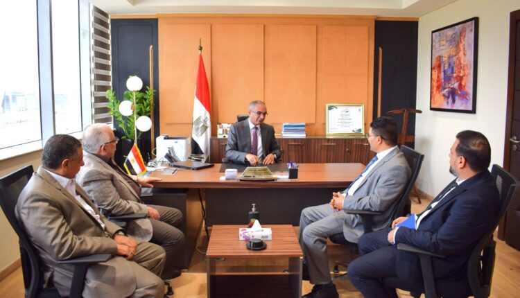 نائب وزير الإسكان يستعرض حجم المشروعات التي تم تنفيذها في قطاع المرافق