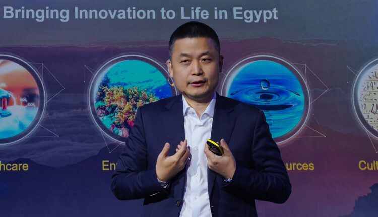 ويليام دونج، رئيس قسم التسويق السحابي في هواوي