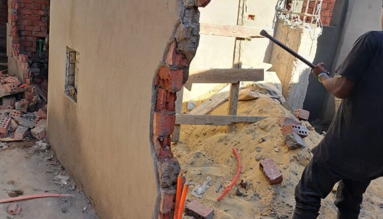 إزالة التعديات ومخالفات البناء في عدد من المدن الجديدة