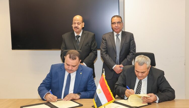 «البريد المصري» يقع بروتوكول تعاون مع «جهاز تنظيم النقل الداخلي»