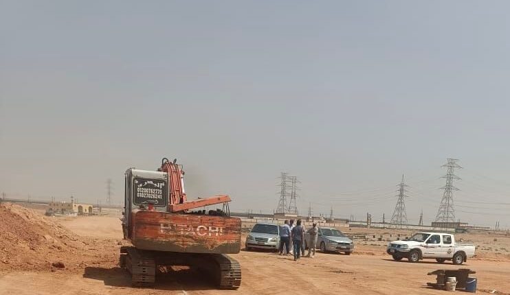 بدء تنفيذ شبكة الصرف الصحي الداخلية بمنطقة الرابية لتقنين وضعها بمدينة الشروق