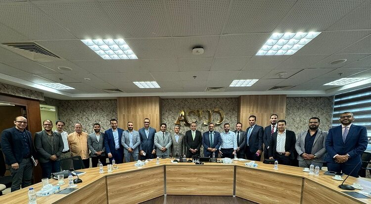 رئيس شركة العاصمة الإدارية يلتقي «جمعية المطورين»