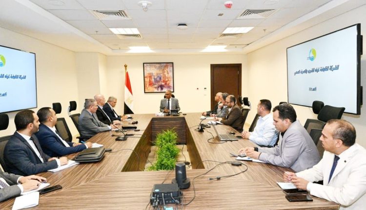 جانب من اجتماع نائب وزير الإسكان