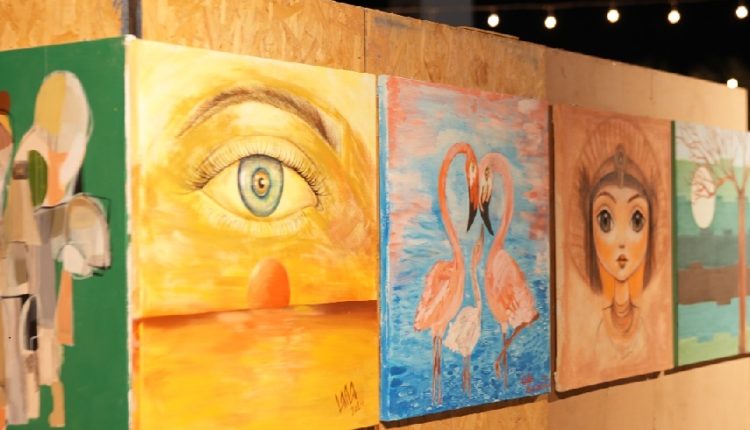 جانب من معرض «آرت شرم»