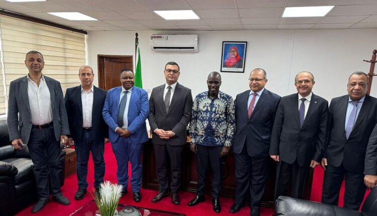 جانب من لقاء وزير الإسكان مع نائب رئيس الوزراء التنزاني