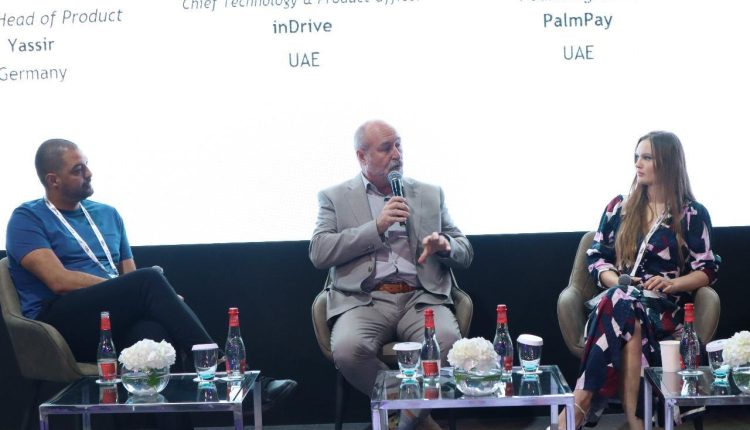 جانب من الجلسة النقاشية