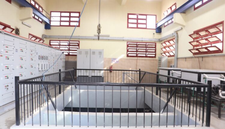 وزير الإسكان يتابع سير العمل بمشروعات تطوير البنية الأساسية بمدينة السادات