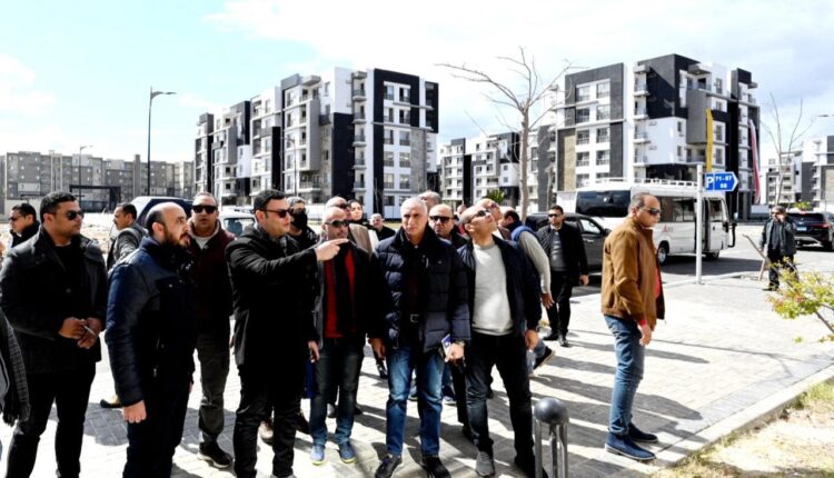 خلال الجولة التفقدية لوزير الإسكان بالمنصورة الجديدة