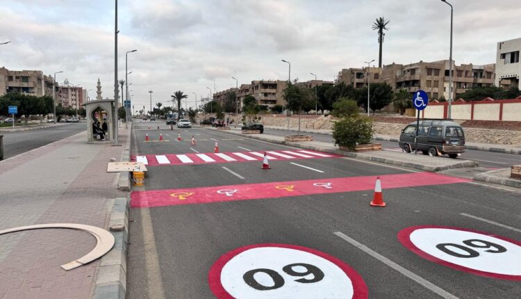 رفع كفاءة وصيانة الطرق بمدينة الشروق