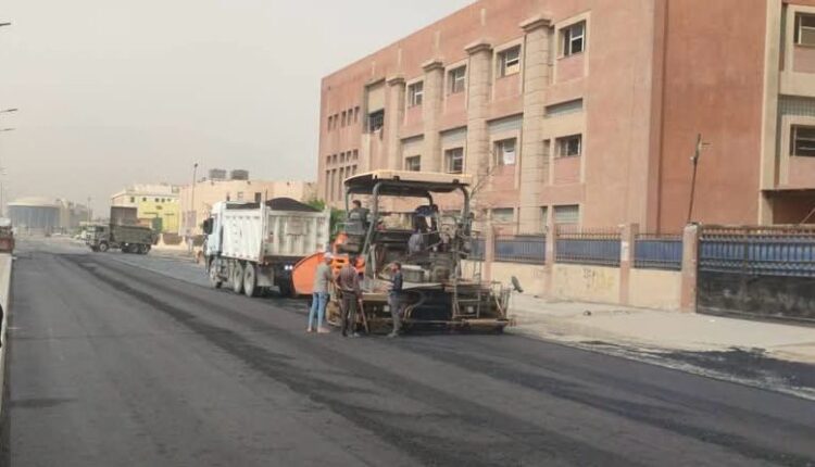 استكمال أعمال تطوير الطرق ورفع الكفاءة بالمناطق الصناعية بعددٍ من المدن