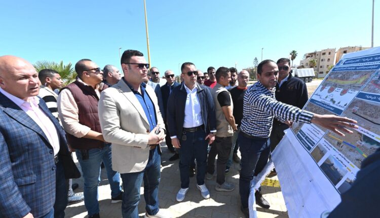 جانب من الجولة التفقدية لوزير الإسكان