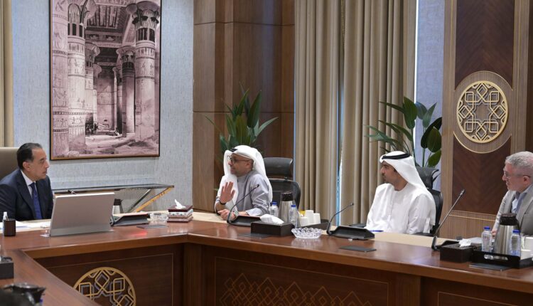 رئيس الوزراء يتابع مستجدات تنفيذ مشروع مدينة «رأس الحكمة»