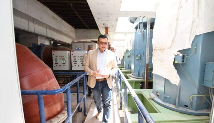 وزير الاسكان يتفقد مشروع المرحلة الثانية لمأخذ المياه العكرة بالمعادي