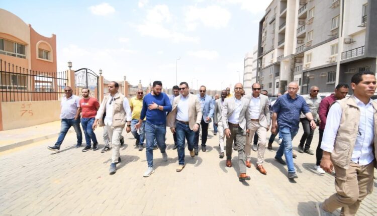 وزير الإسكان يتفقد مشروع «سكن مصر» بأرض المعارض بالقاهرة الجديدة