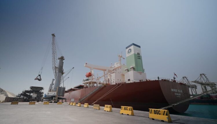 «ميناء المستقبل» يحتضن مشاريع الطاقة العملاقة