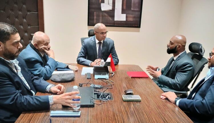 جانب من اجتماع نائب وزير الإسكان