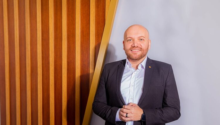 عمرو عطية، خبير التطوير العقاري