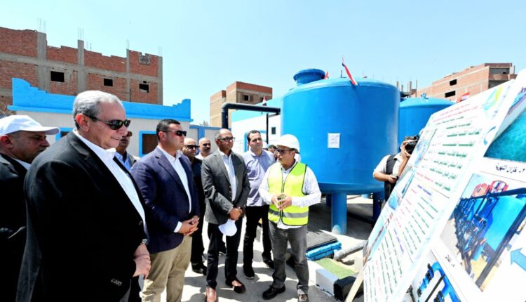 وزير الإسكان ومحافظ الغربية يتفقدان توسعات محطة معالجة صرف صحي نهطاي