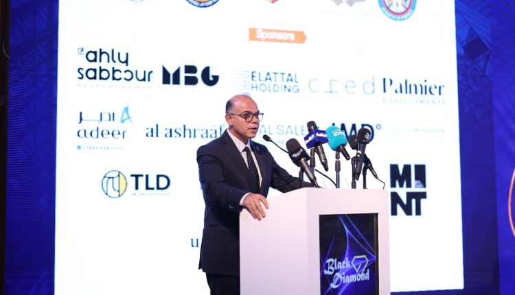 الدكتور  محمد فريد، رئيس هيئة الرقابة المالية