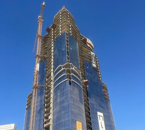 «نايل للتطوير» تتعاقد مع «كابر الصينية» لتوريد أحدث أنظمة تنظيف واجهات لبرج «31North»