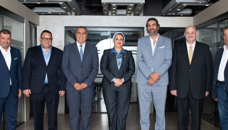 «ابتاون 6 أكتوبر» و«النقابة العامة للعاملين بالبنوك» يوقعان اتفاقية تعاون استراتيجية