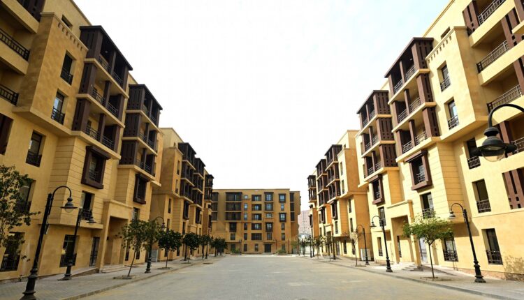 رئيس الوزراء يتفقد مشروعات إعادة إحياء عدد من المناطق بالقاهرة التاريخية