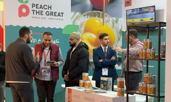 الخوخ الأوروبي المُعلّب يترك انطباعًا مميزًا في معرض فوود أفريكا 2025