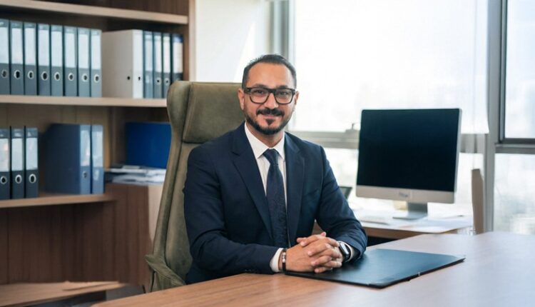 مصطفي محمود رئيس قطاع المبيعات بشركة الأماكن للتطوير العقاري