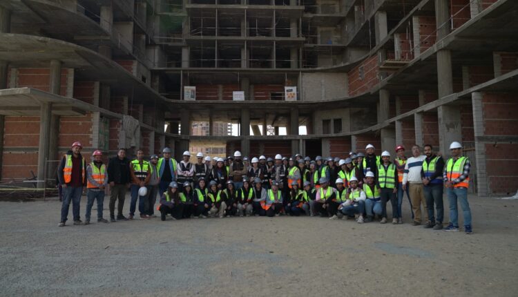 «رادكس للتطوير» تستقبل طلاب هندسة جامعة UH في زيارة ميدانية لمشروع «Agile»