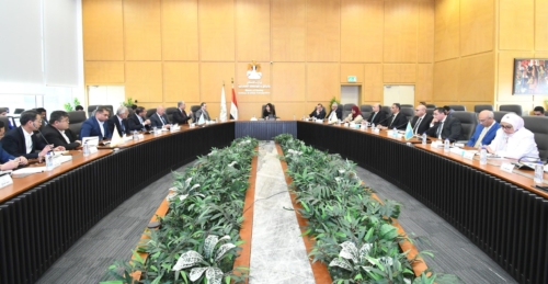 وزيرة الإسكان تتابع الموقف التنفيذي وأخر مستجدات منطقة الأعمال المركزية بالعاصمة الجديدة