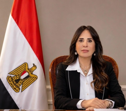 وزيرة الإسكان: اعداد ملف متكامل يتضمن أبرز الفرص الاستثمارية المتاحة حاليًا بالمدن الجديدة