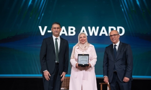 داليا إبراهيم تحصد جائزة «AUC Venture Lab»