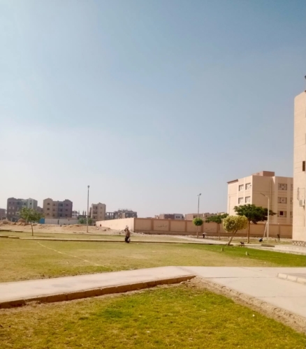 وزيرة الإسكان تتابع تنفيذ مشروعات تطوير الطرق والمرافق بعدد من المدن الجديدة