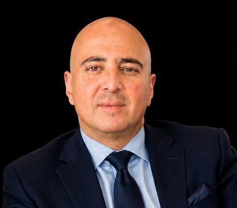 حاتم عادل مديرا تنفيذيًا لشركة «روشن مصر للتطوير»