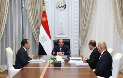 الرئيس السيسي يوجه بتشكيل لجنة لتفقد المشاريع العقارية في كافة المحافظات