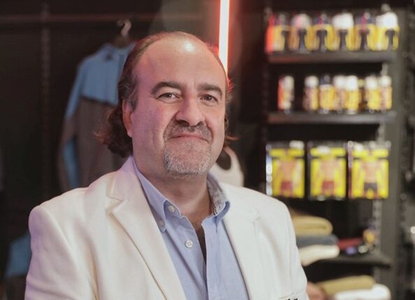 أحمد سماقية، نائب رئيس مجلس الإدارة والمدير العام لشركة إمبراطور للملابس الجاهزة