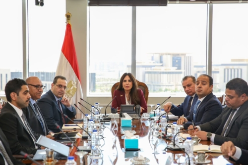 وزيرة الإسكان تستعرض الموقف التنفيذي لمشروعات الشراكة مع القطاع الخاص